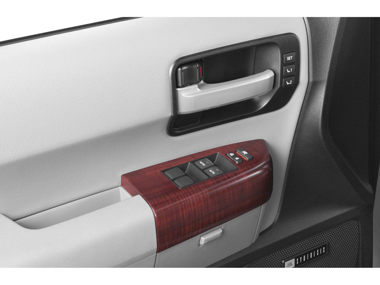 2015 Toyota Sequoia SR5