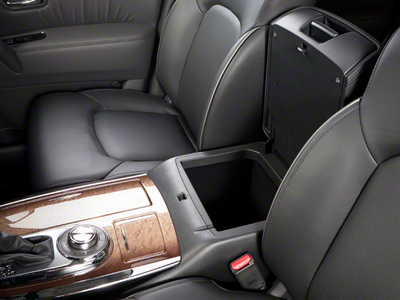 2011 INFINITI QX56 7-passenger