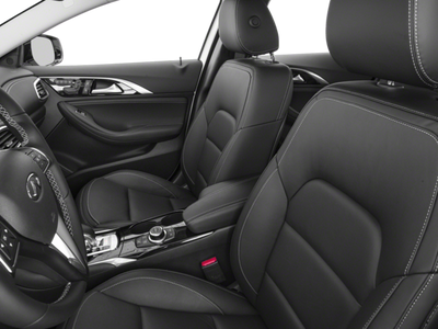 2017 INFINITI QX30 Sport