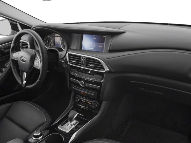 2017 INFINITI QX30 Sport
