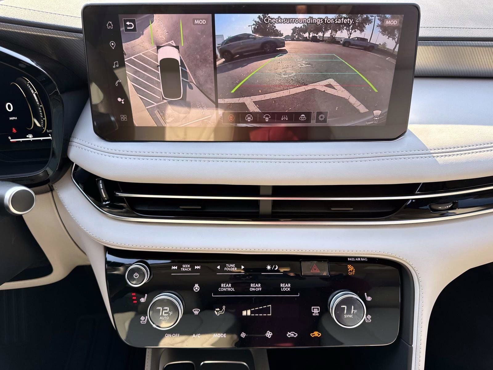 2026 INFINITI QX60 LUXE