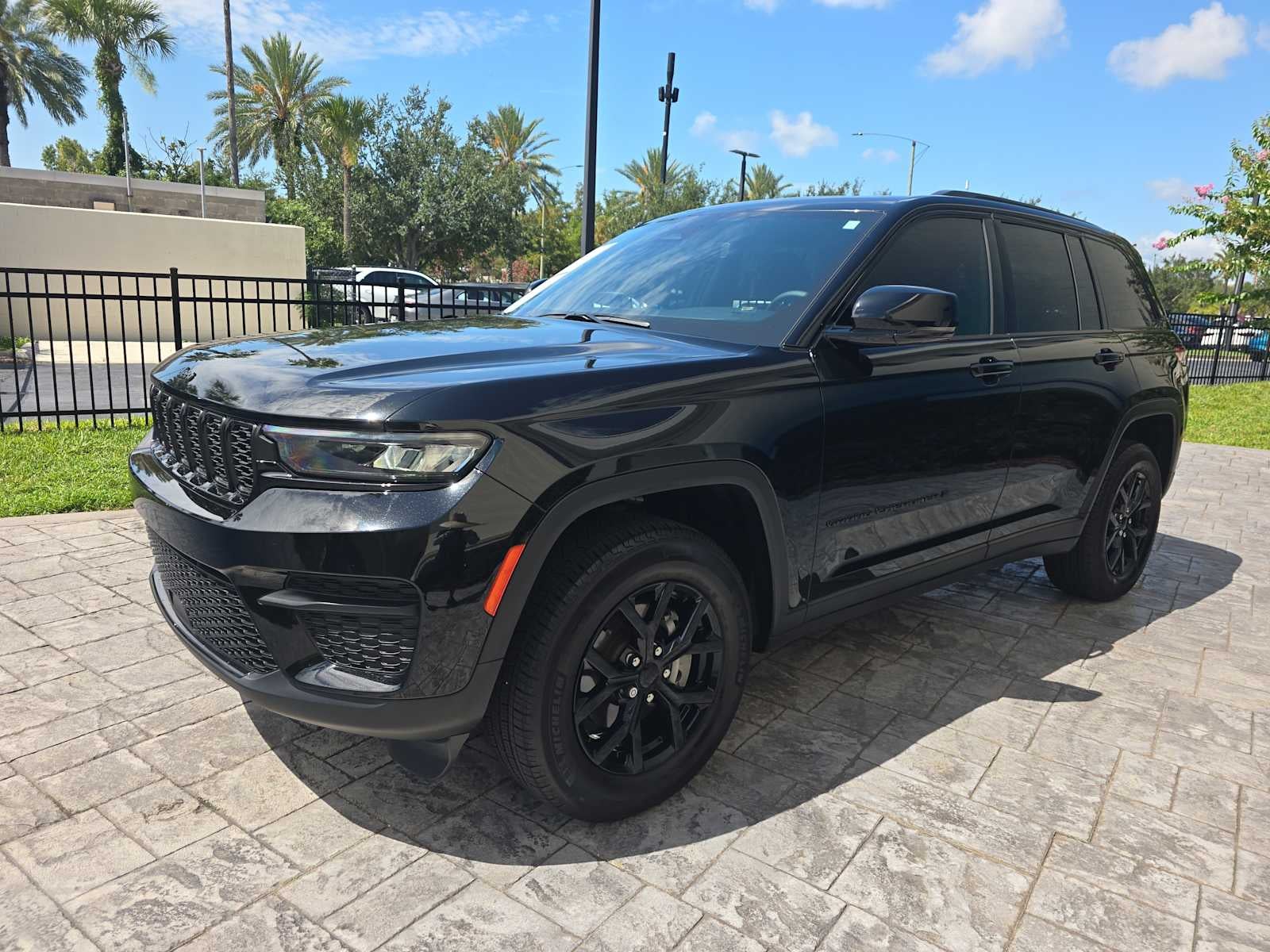 2024 Jeep Grand Cherokee Altitude X