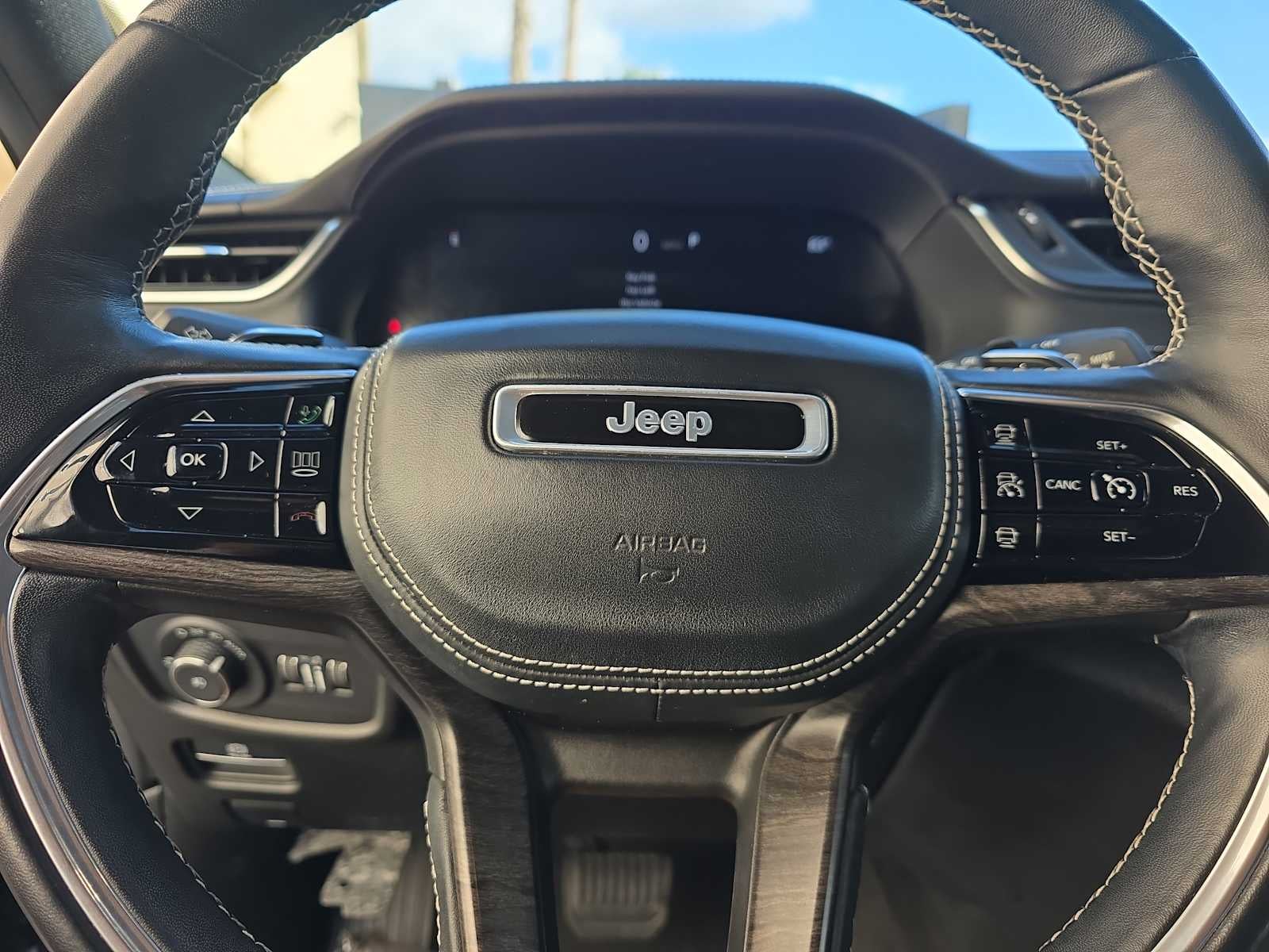 2022 Jeep Grand Cherokee L Overland