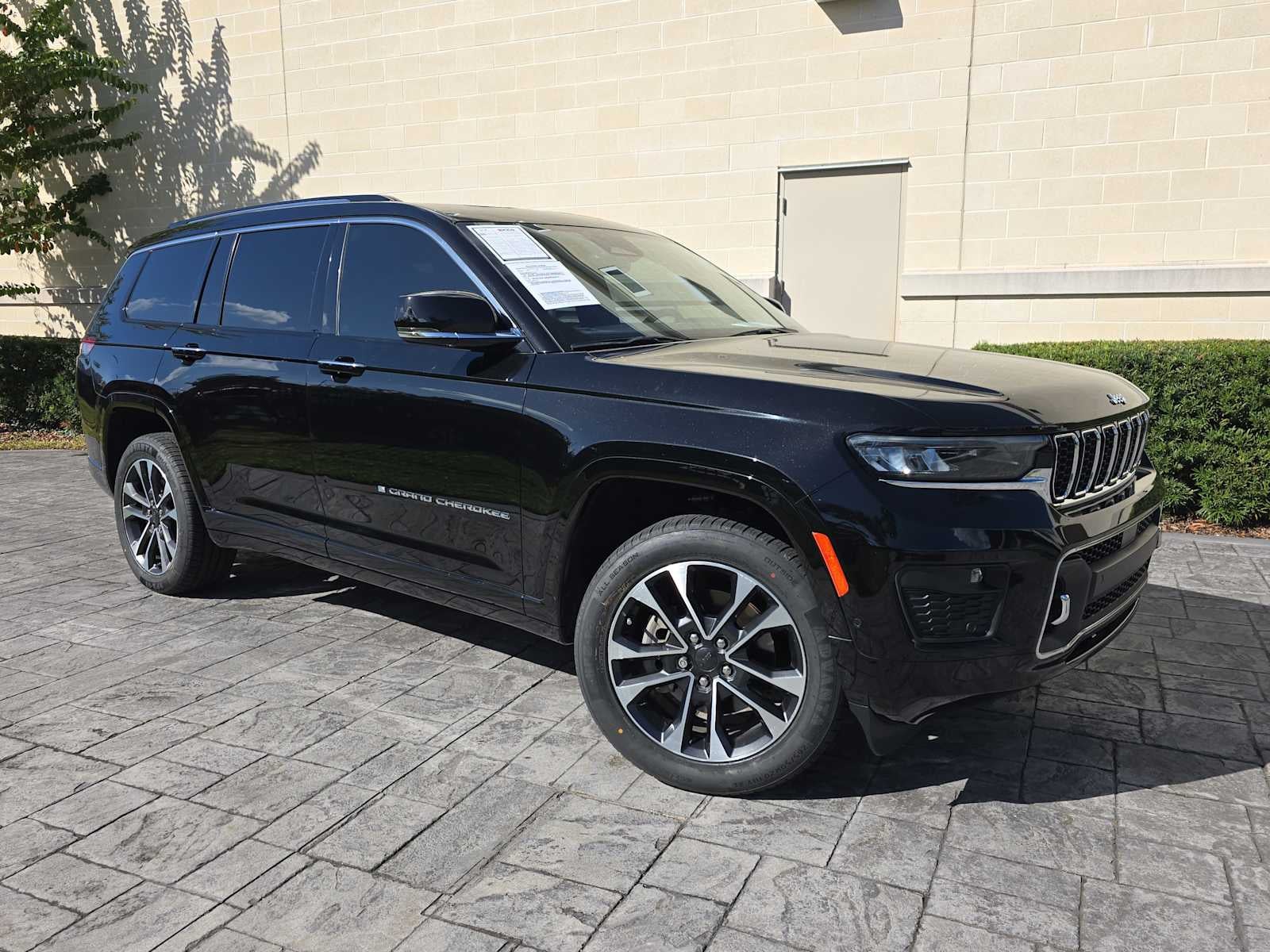2022 Jeep Grand Cherokee L Overland