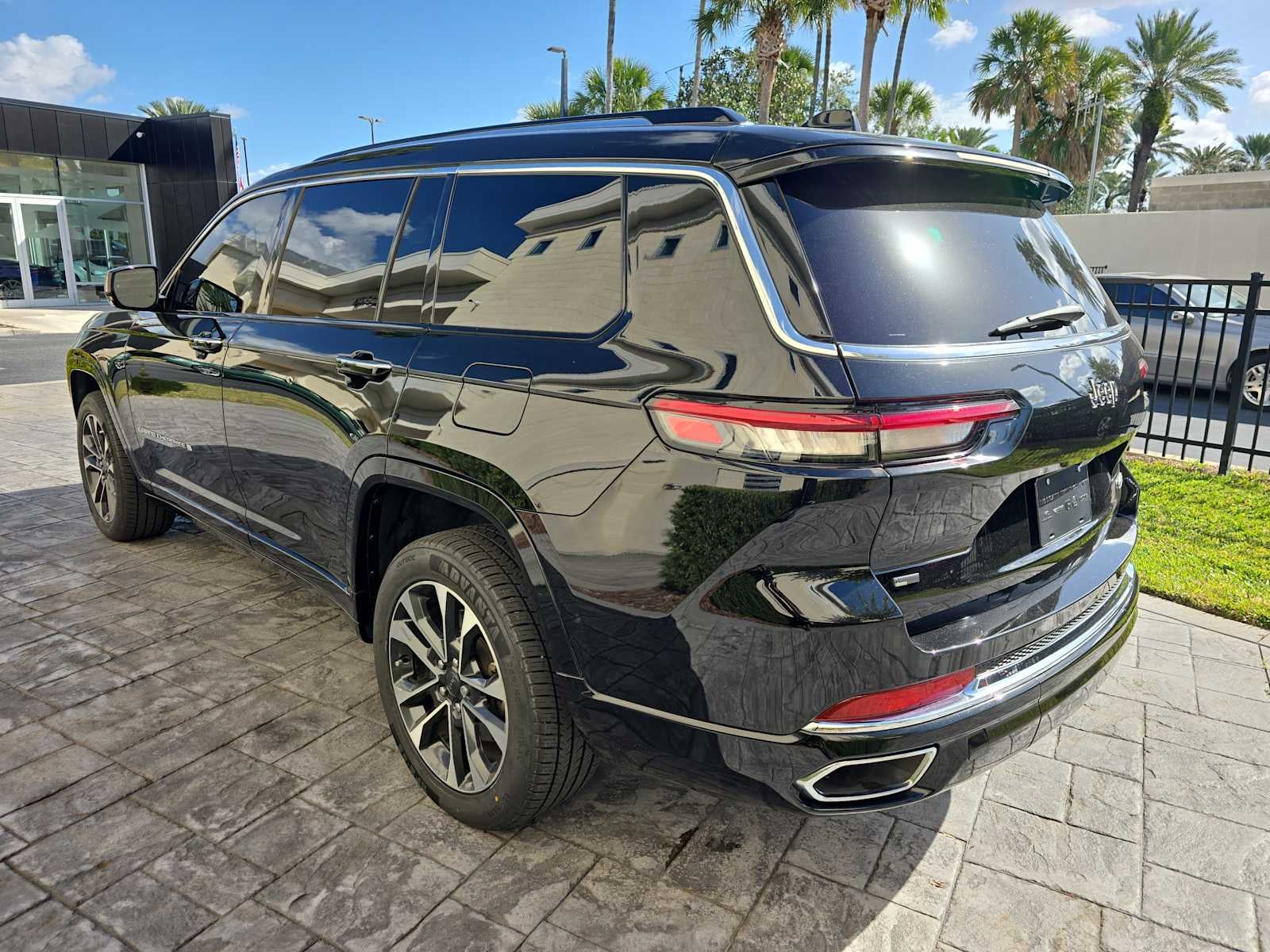 2022 Jeep Grand Cherokee L Overland