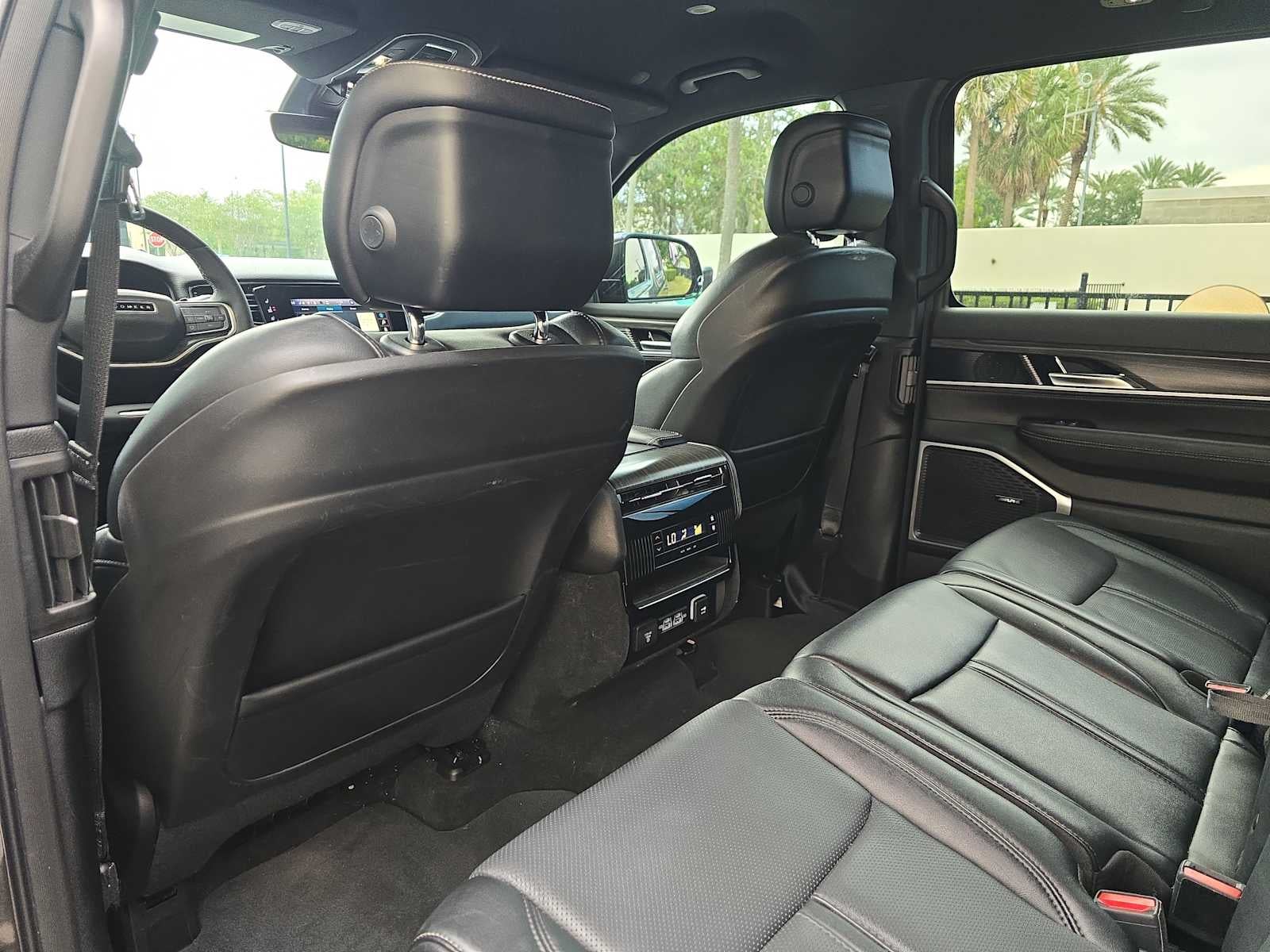 2023 Jeep Wagoneer Series II