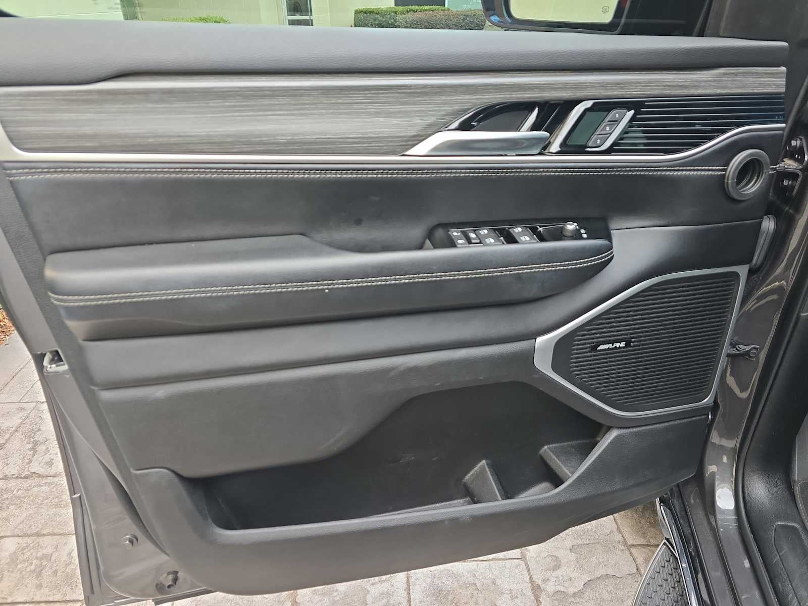 2023 Jeep Wagoneer Series II