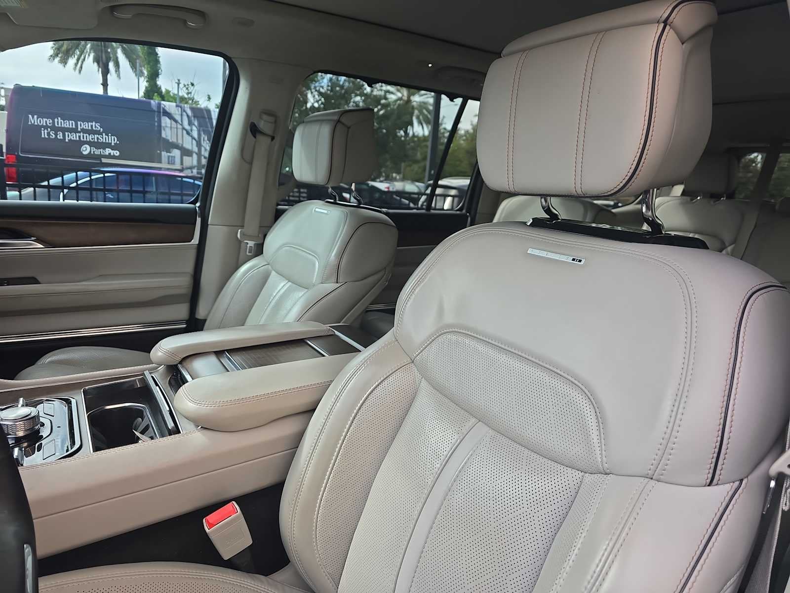 2023 Jeep Grand Wagoneer Series II