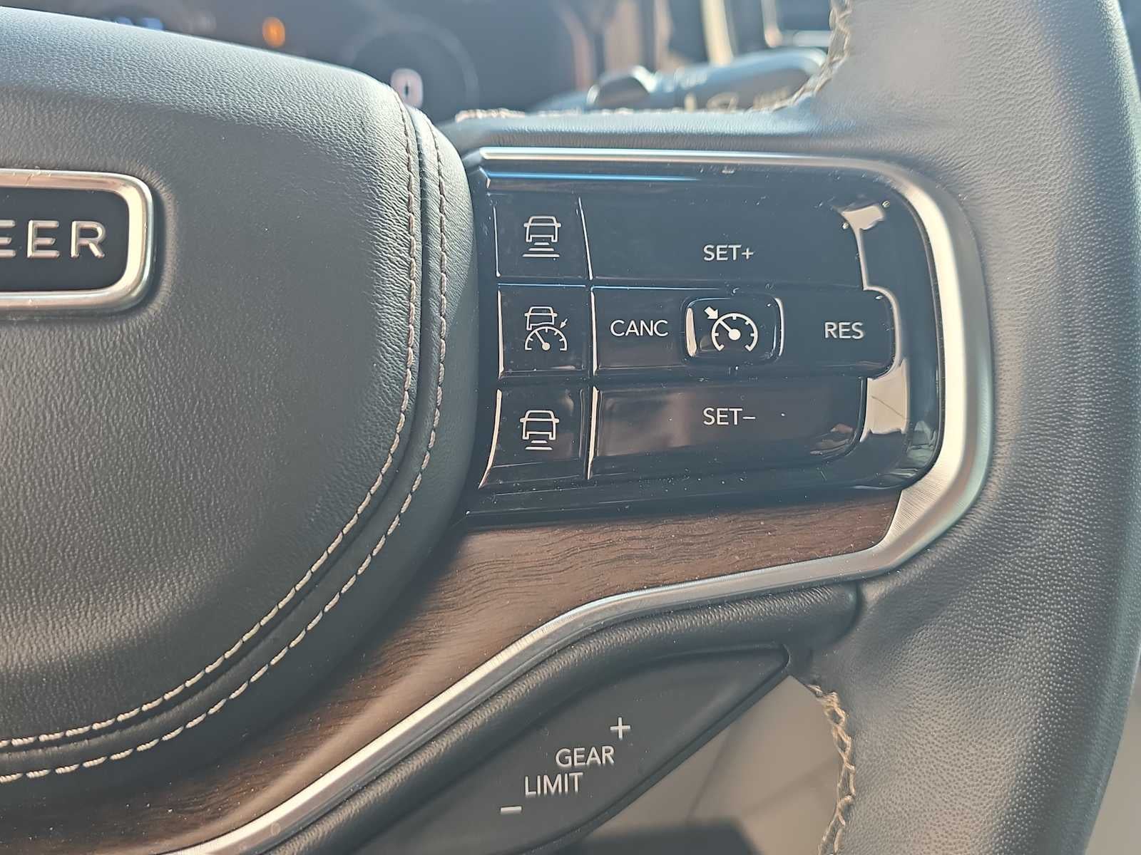 2023 Jeep Grand Wagoneer Series II