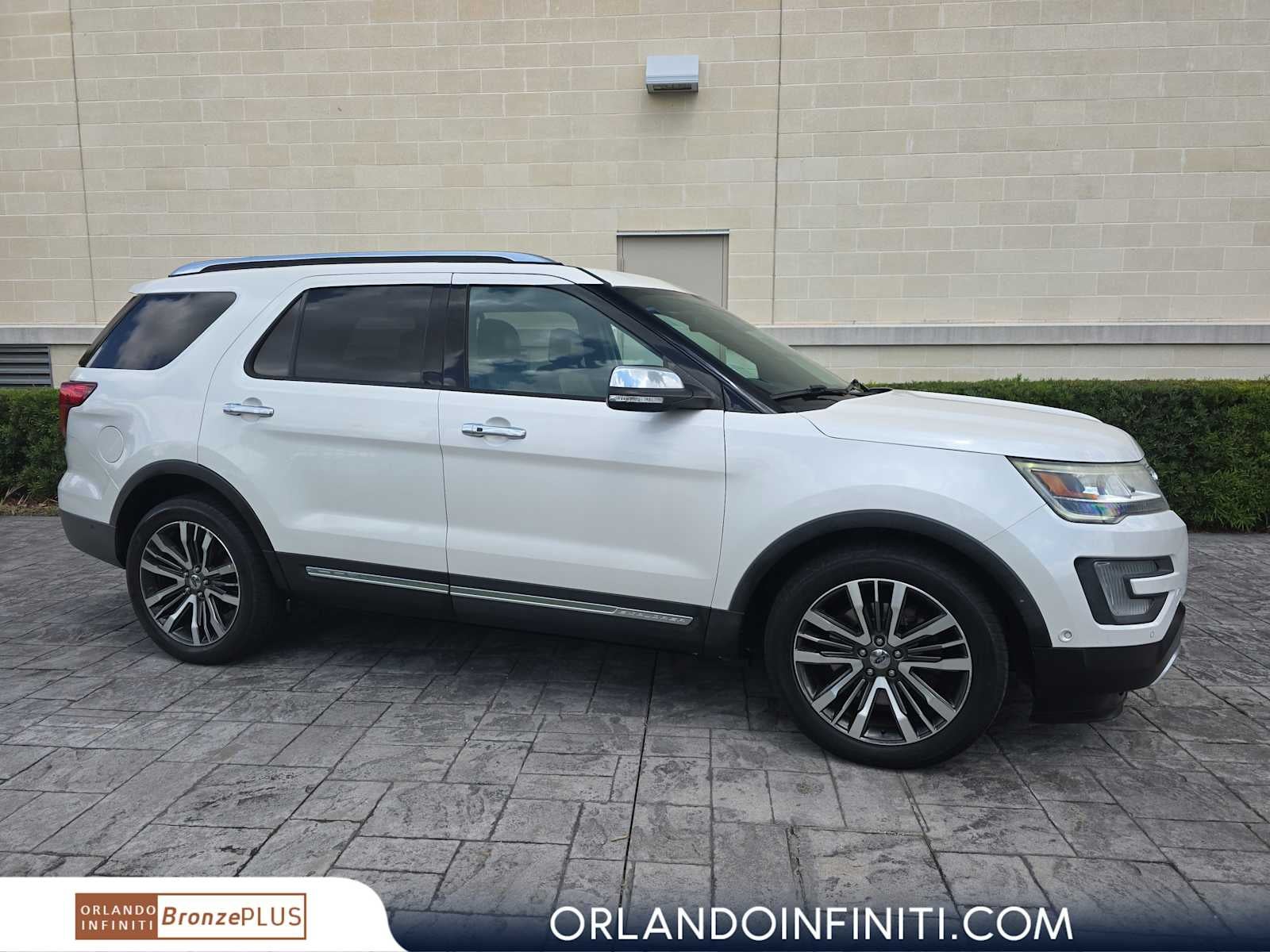 2017 Ford Explorer Platinum