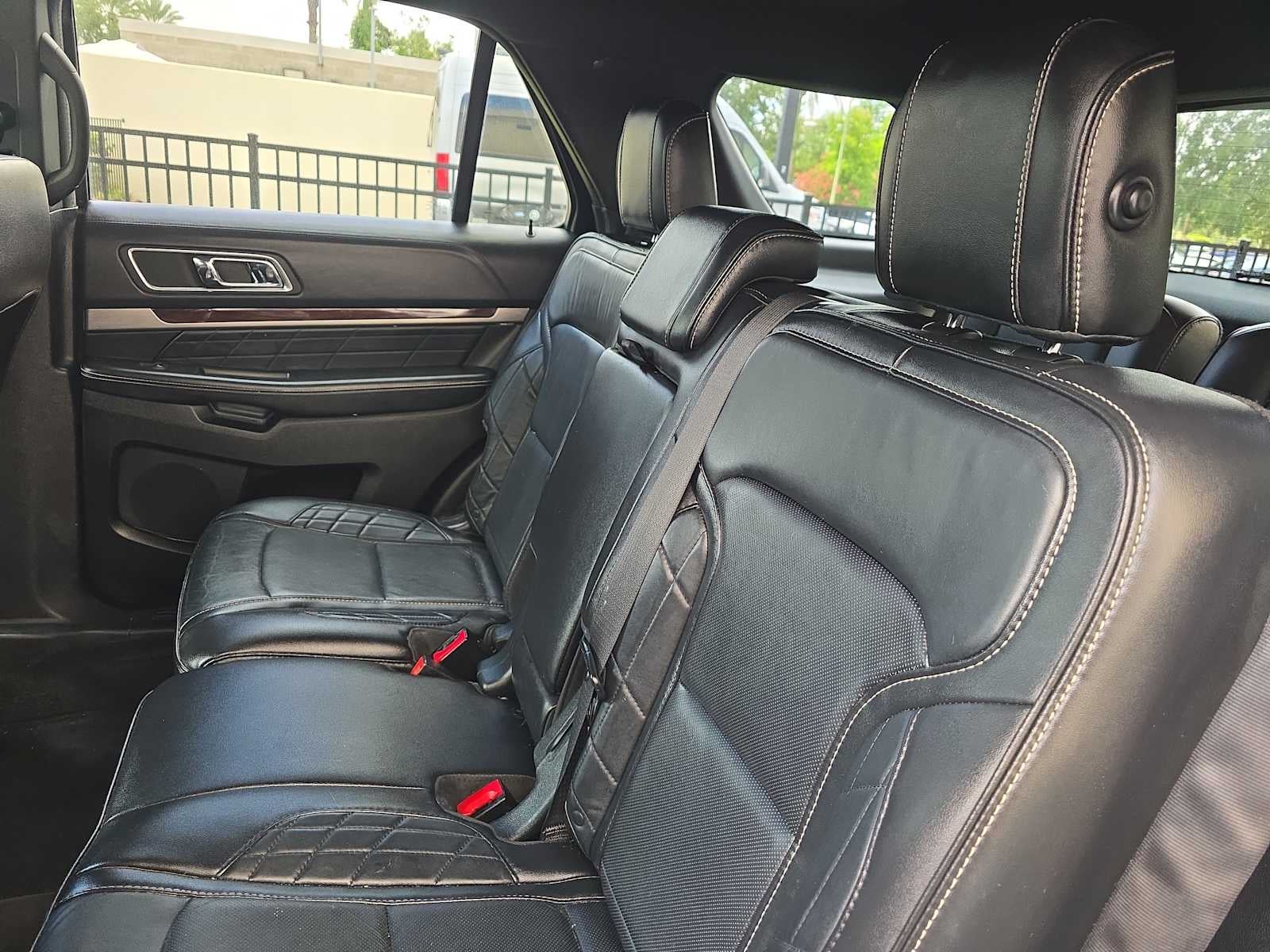 2017 Ford Explorer Platinum