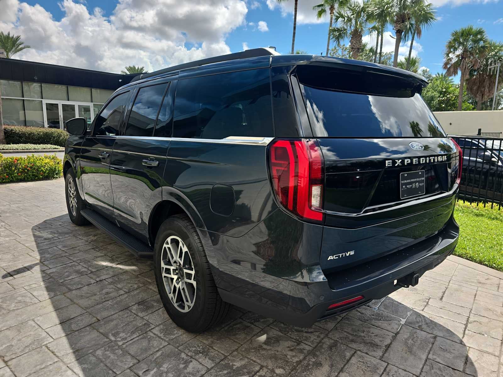 2026 Ford Expedition Active