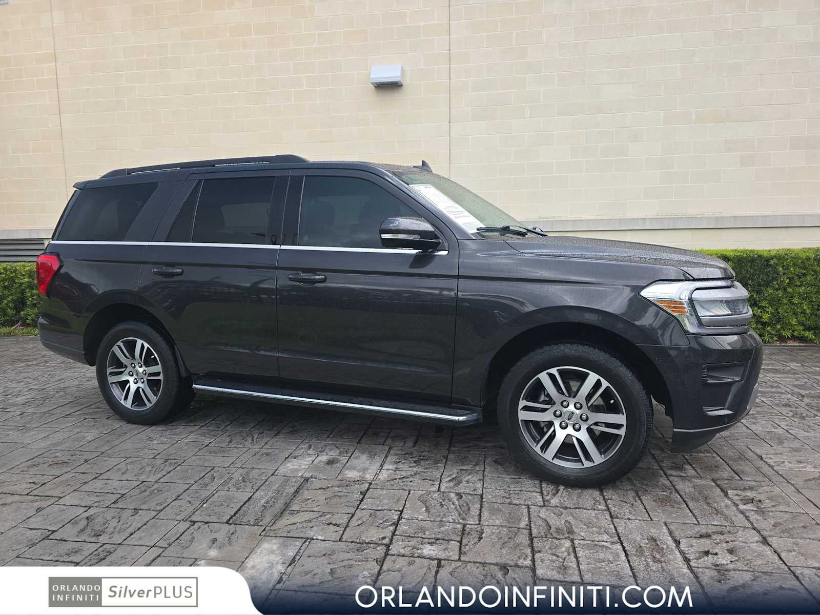 2022 Ford Expedition XLT