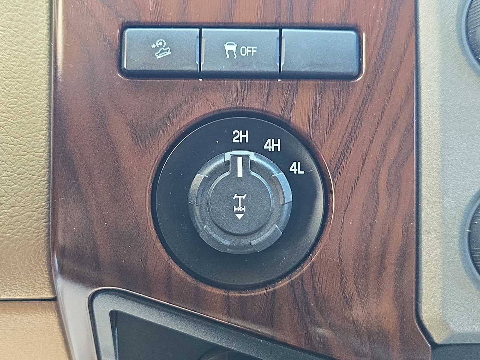 2013 Ford Super Duty F-250 Pickup Lariat