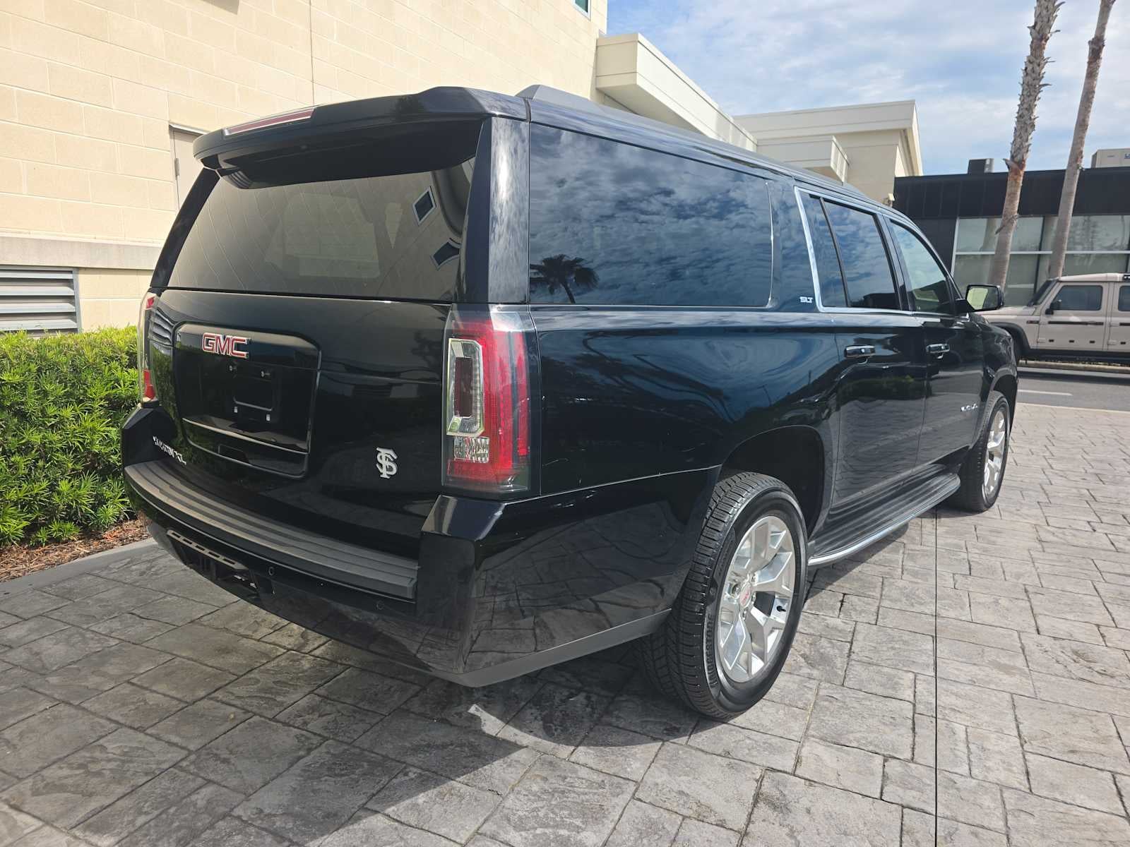 2018 GMC Yukon XL SLT