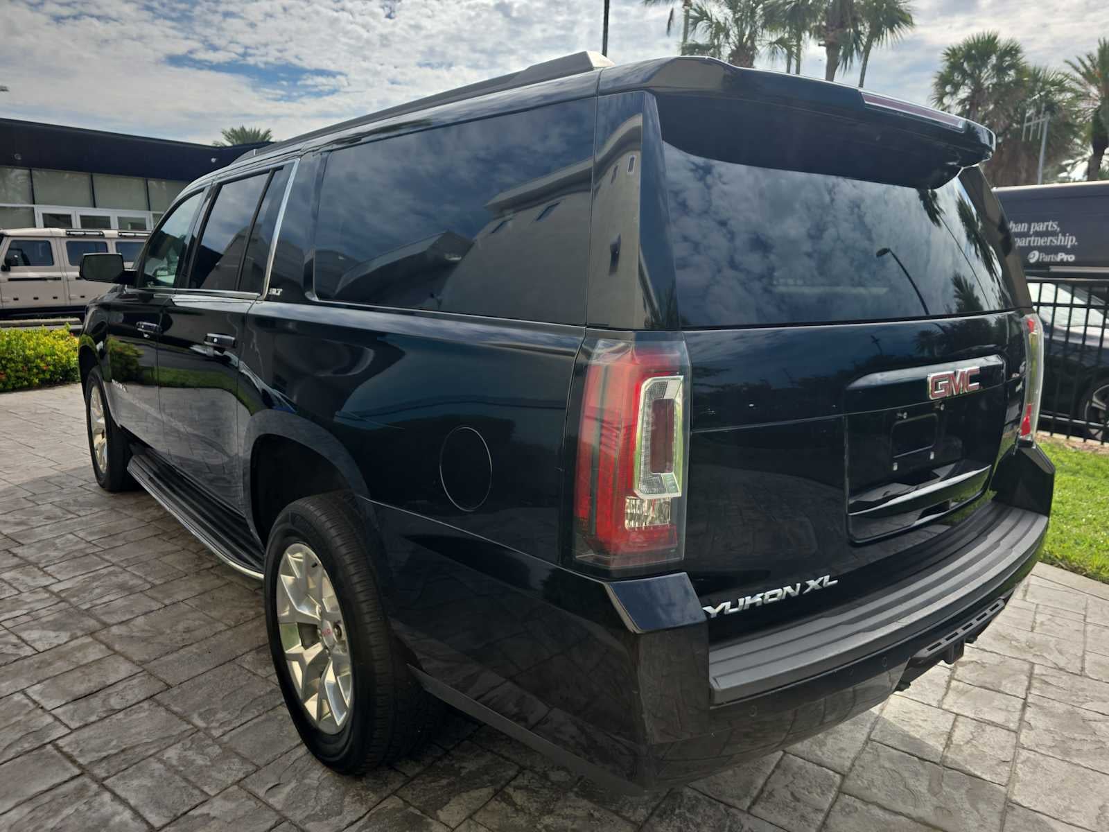 2018 GMC Yukon XL SLT