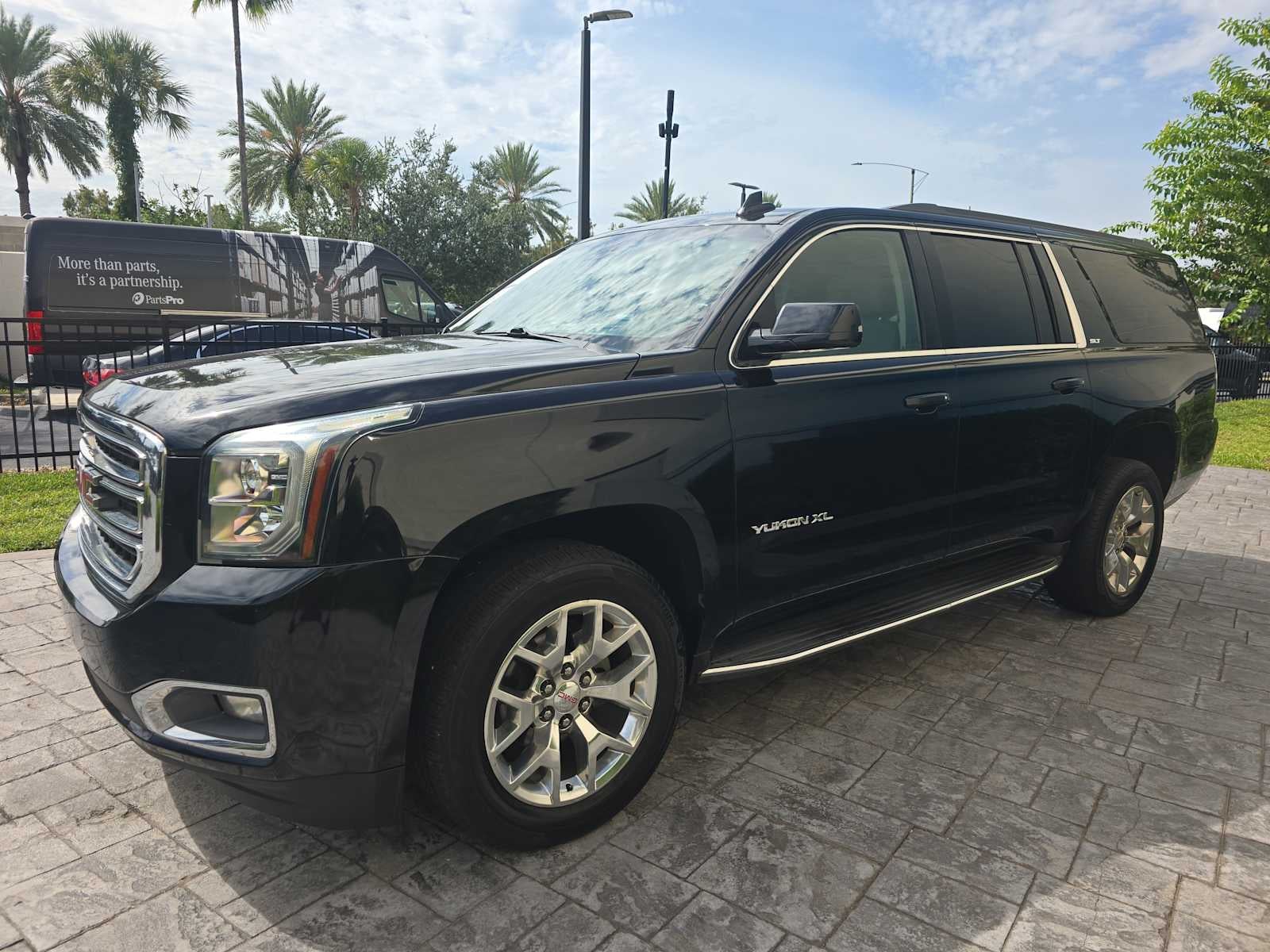 2018 GMC Yukon XL SLT