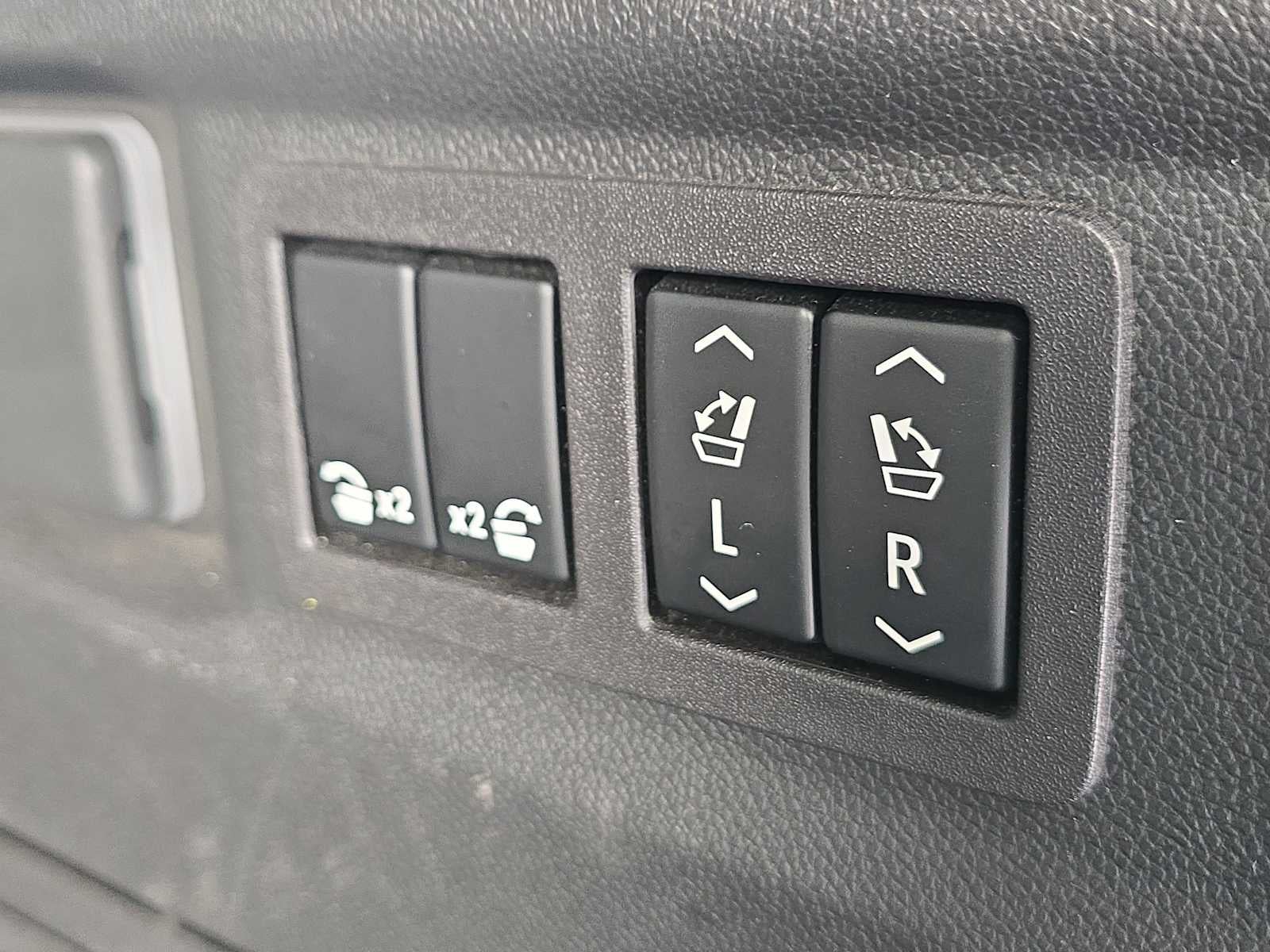 2024 GMC Yukon Denali Ultimate Denali Ultimate