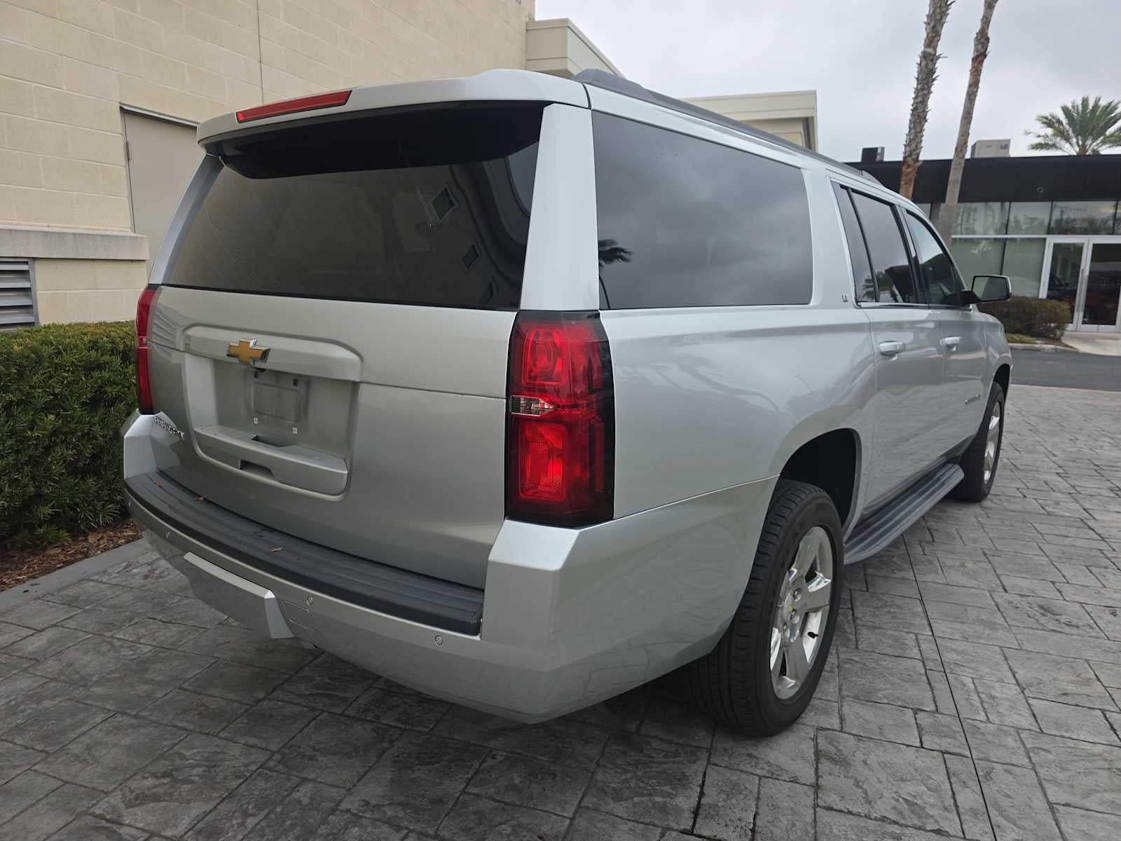 2019 Chevrolet Suburban LT