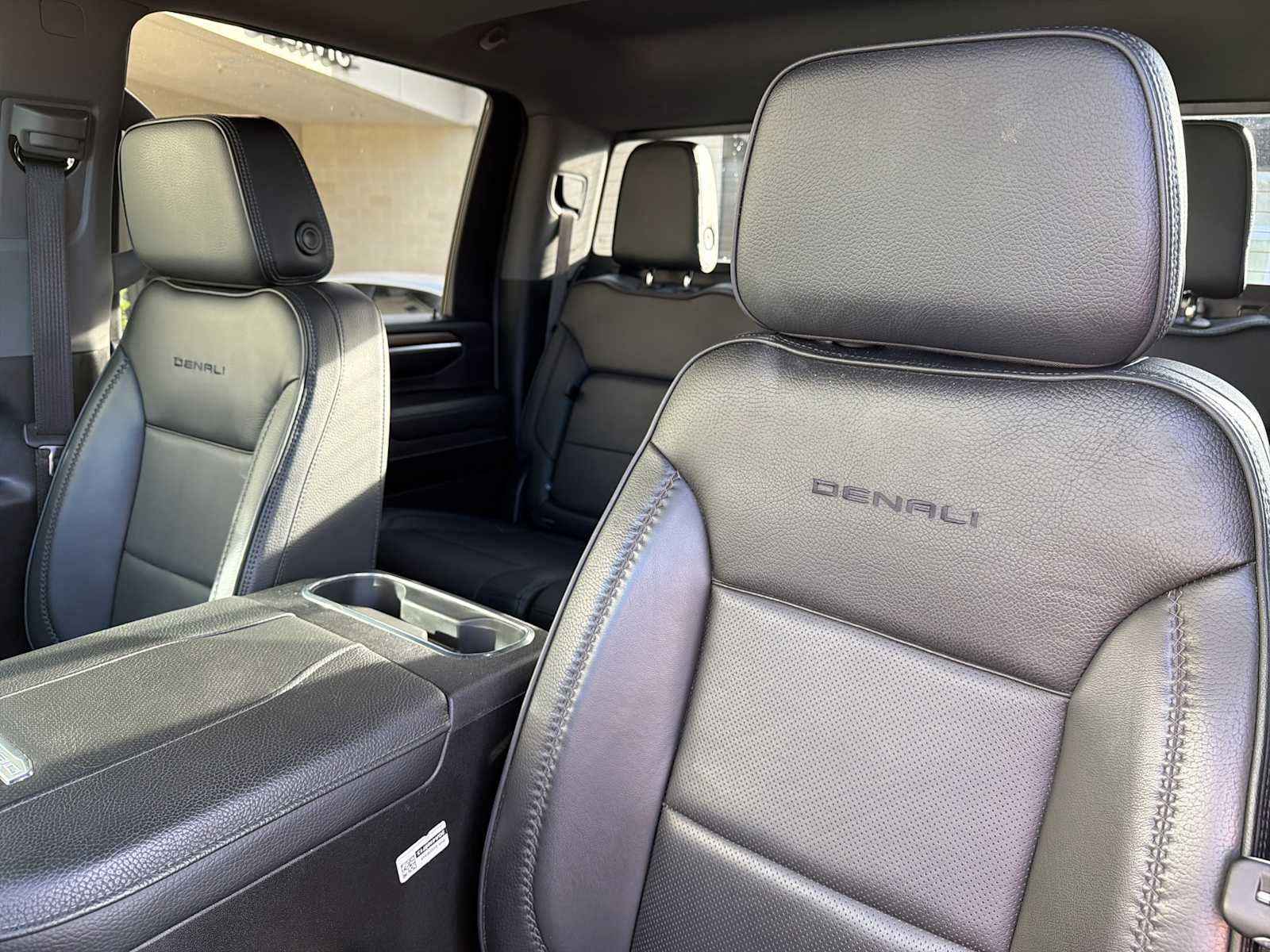 2024 GMC Sierra 2500HD Denali