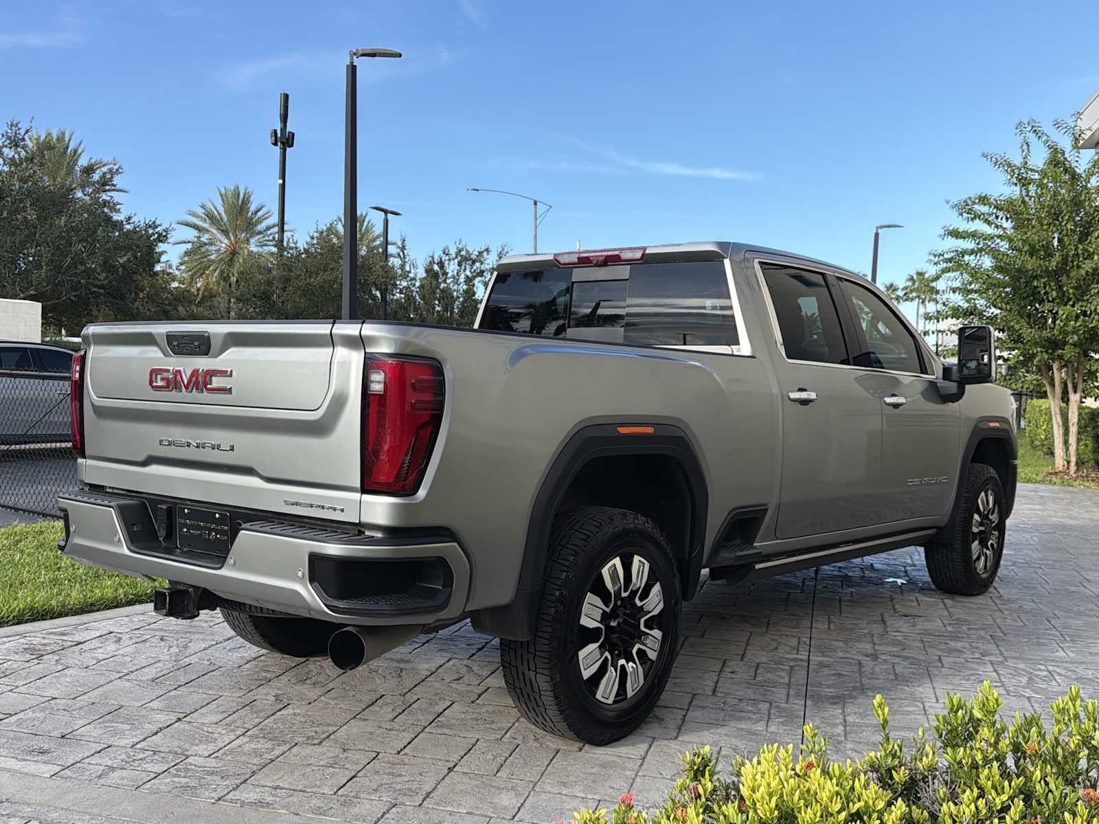 2024 GMC Sierra 2500HD Denali
