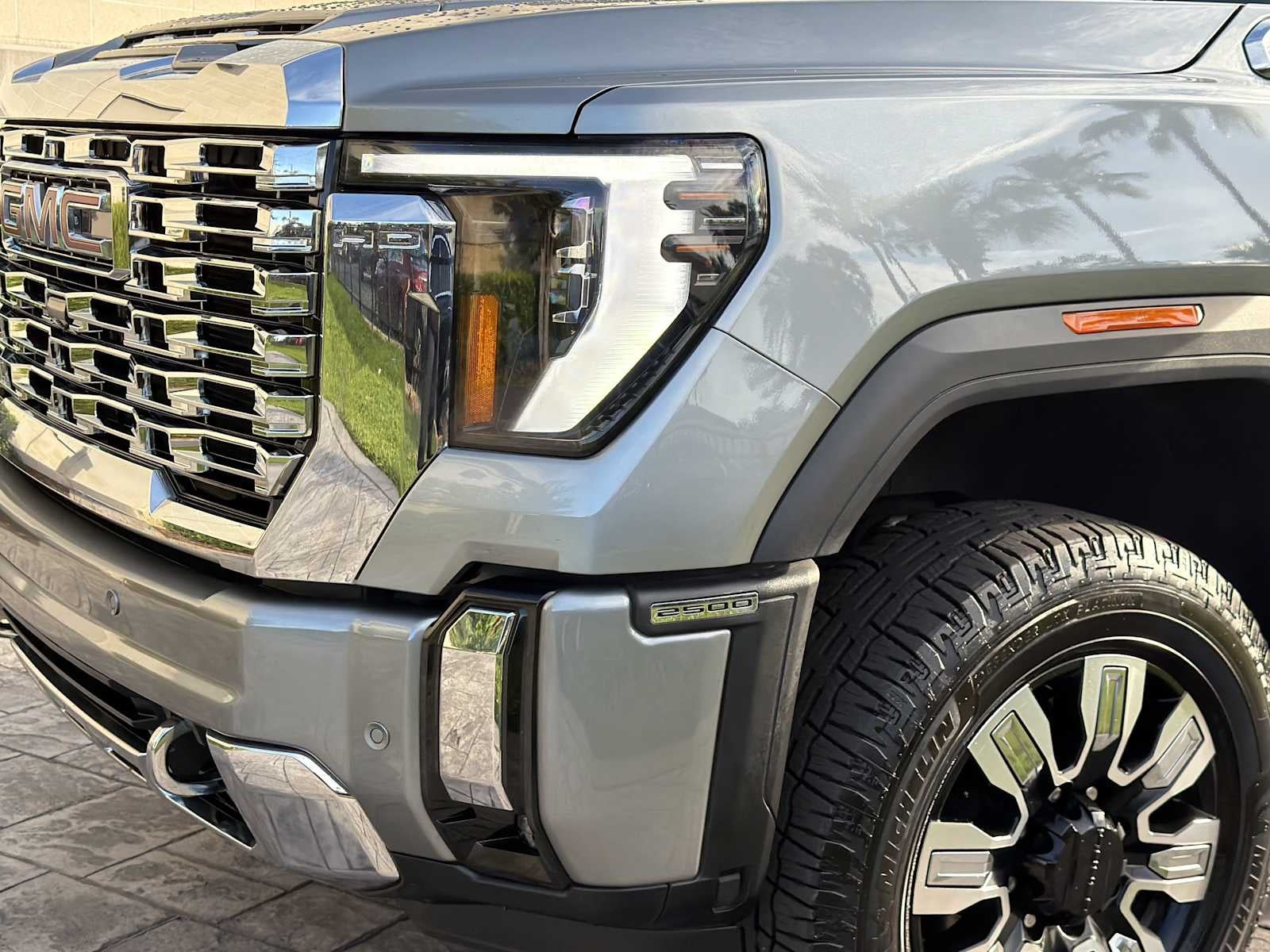 2024 GMC Sierra 2500HD Denali