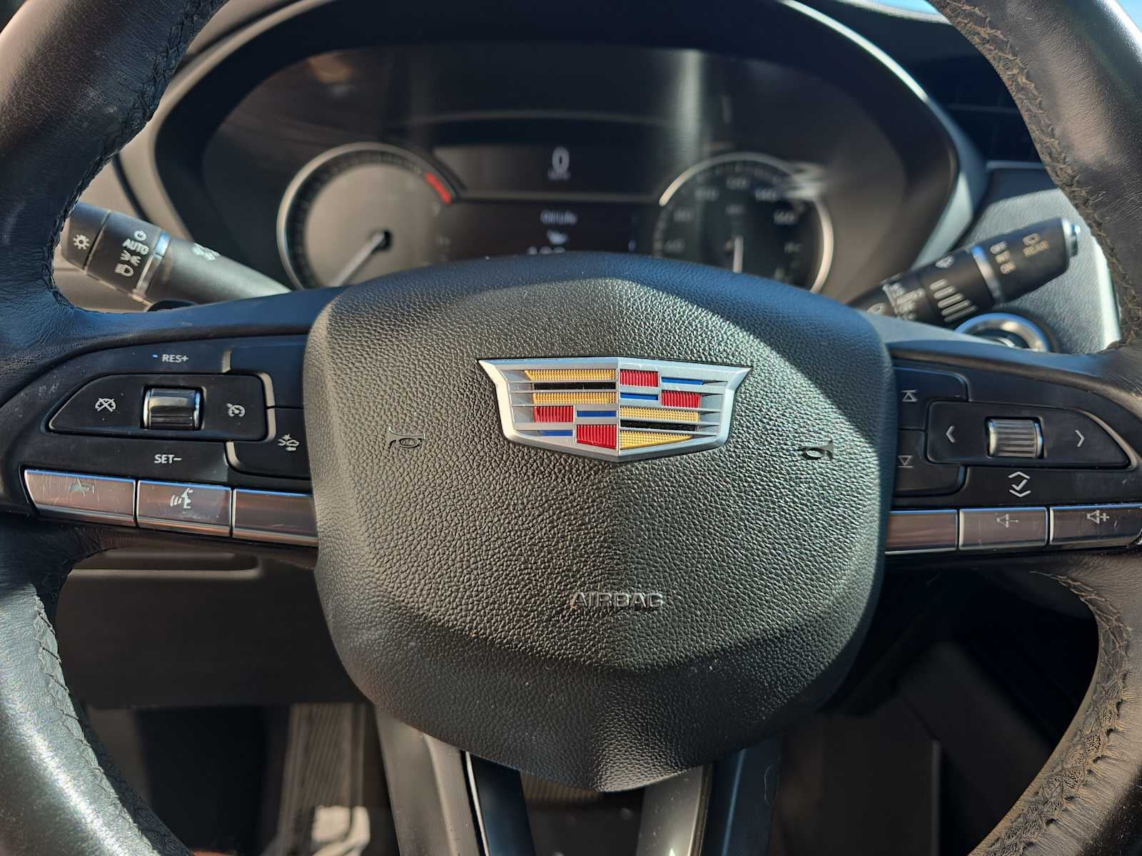 2020 Cadillac XT4 FWD Premium Luxury