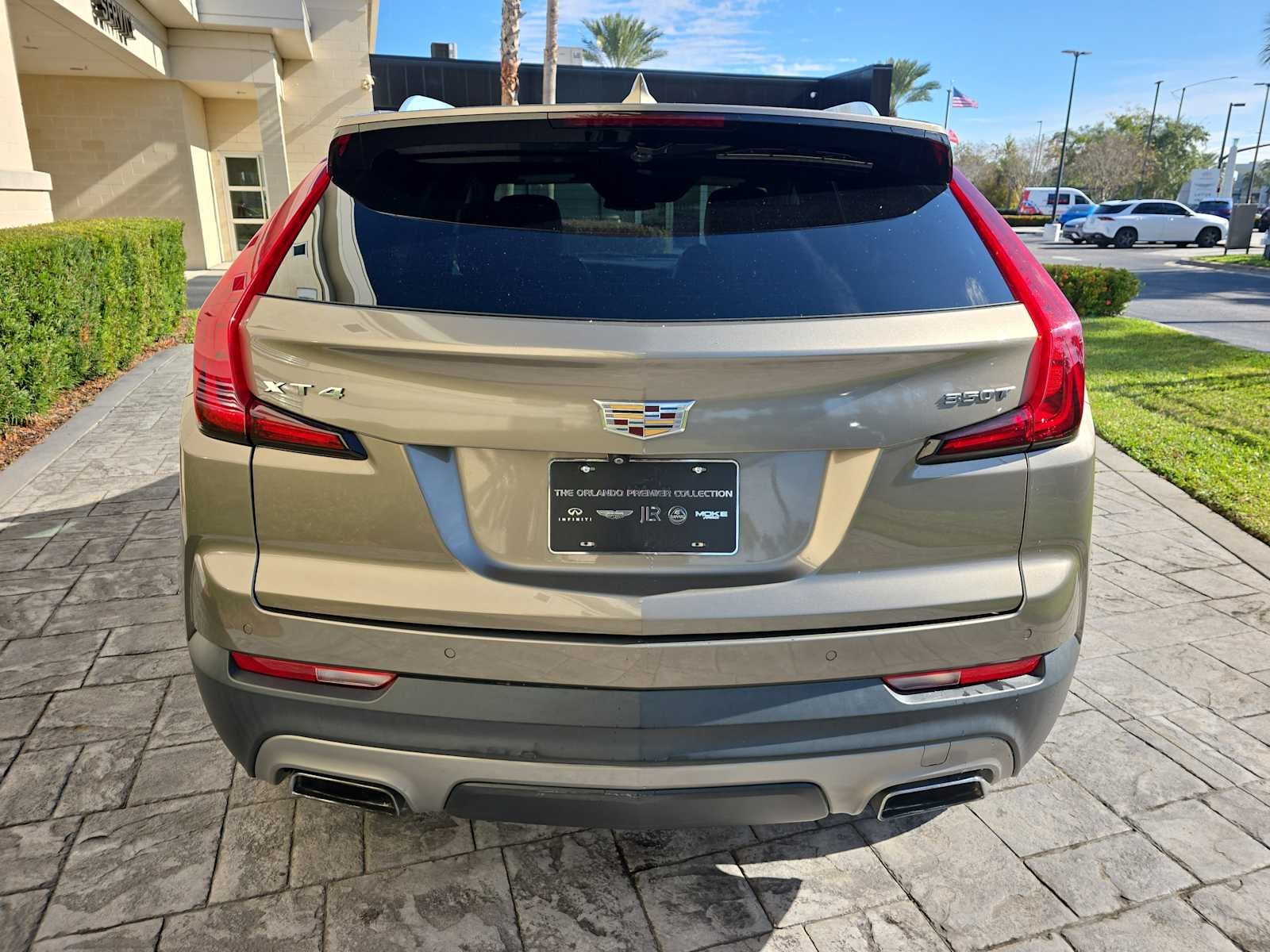 2020 Cadillac XT4 FWD Premium Luxury