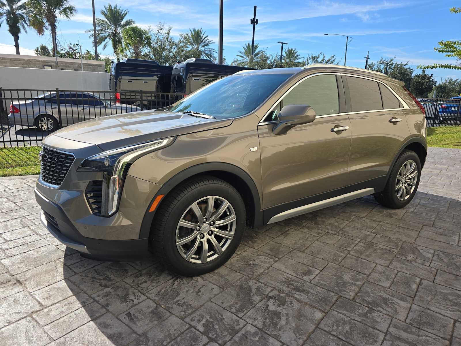 2020 Cadillac XT4 FWD Premium Luxury