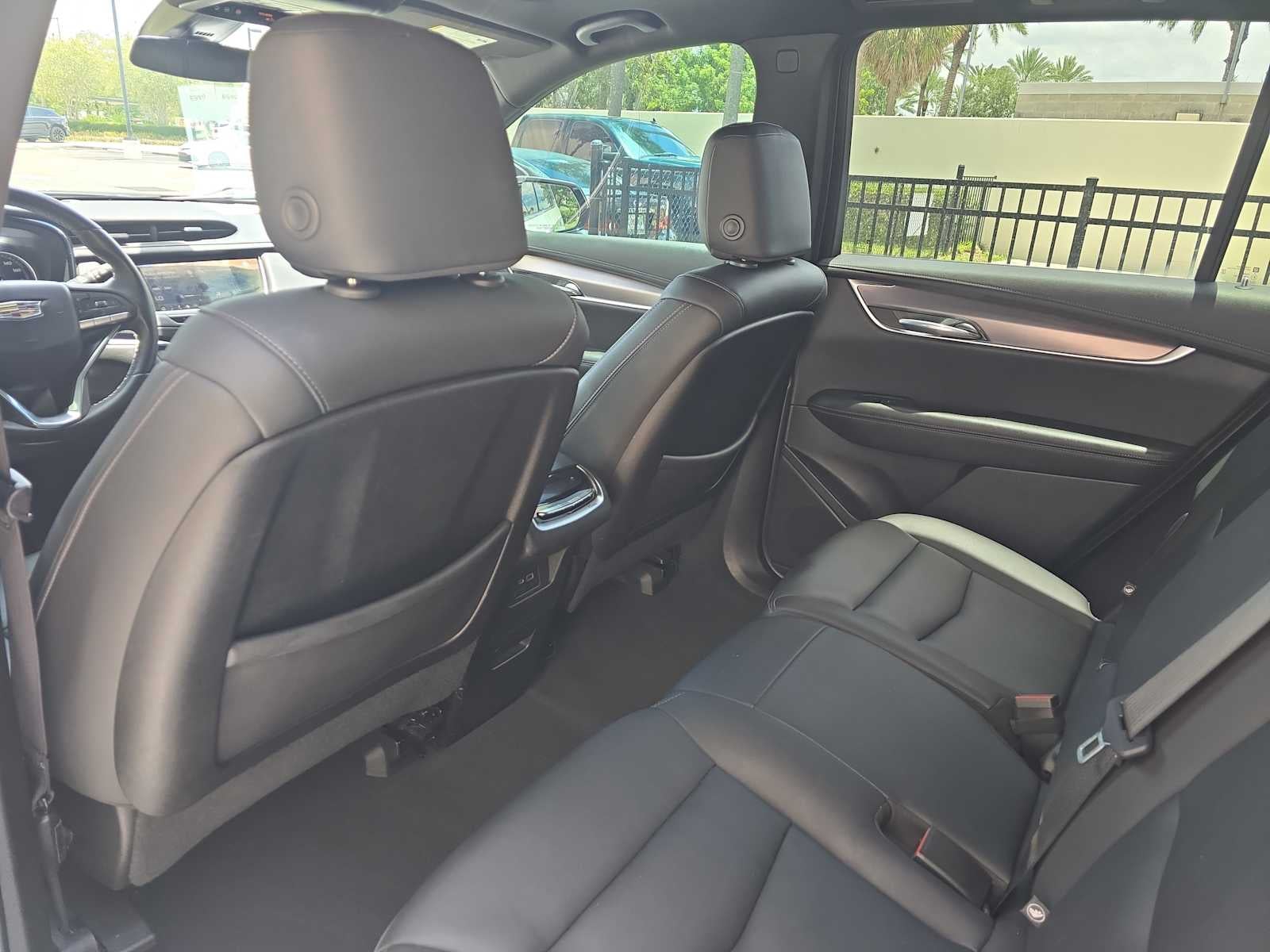2021 Cadillac XT6 Luxury