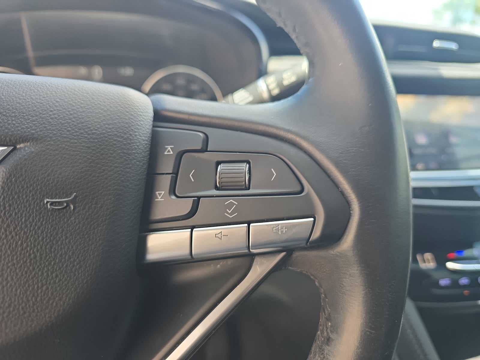 2021 Cadillac XT6 Luxury