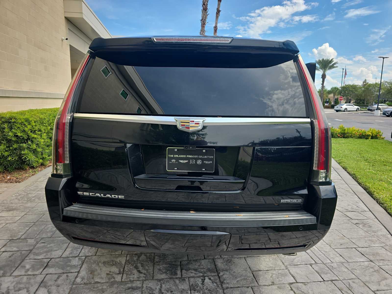 2019 Cadillac Escalade ESV Platinum