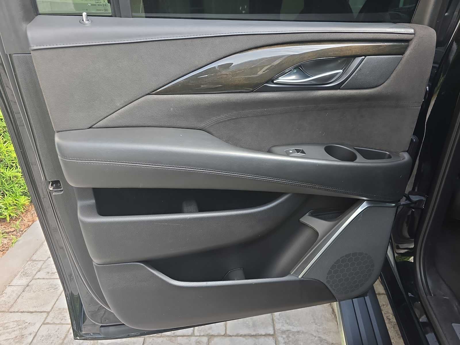 2019 Cadillac Escalade ESV Platinum