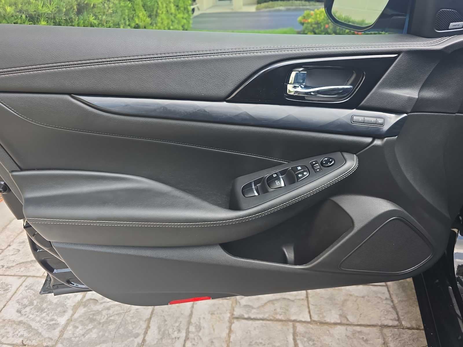 2021 Nissan Maxima Platinum