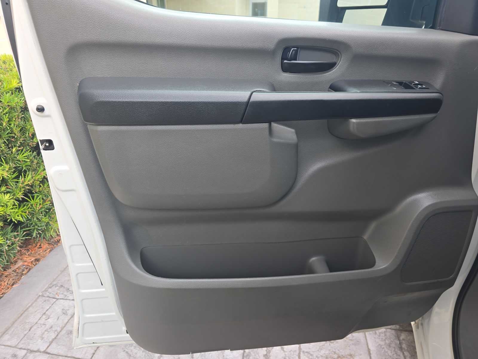 2021 Nissan NV1500 SV