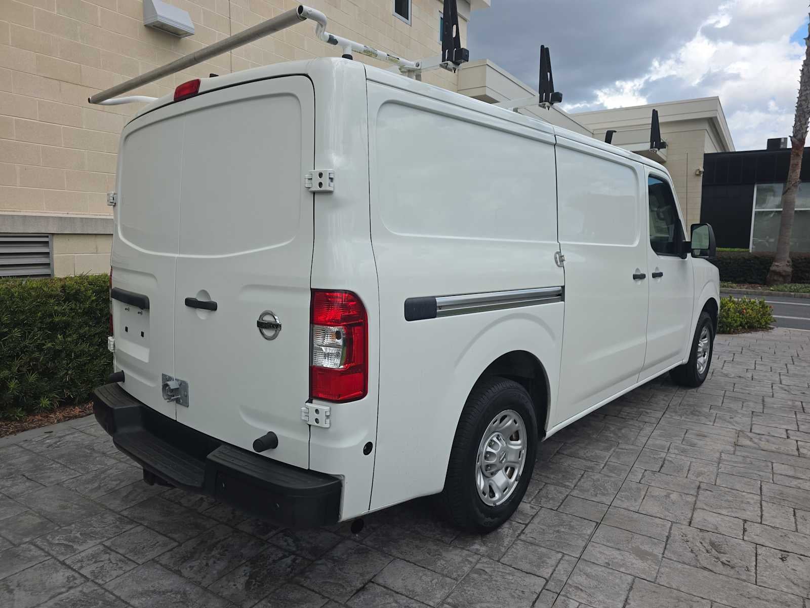 2021 Nissan NV1500 SV