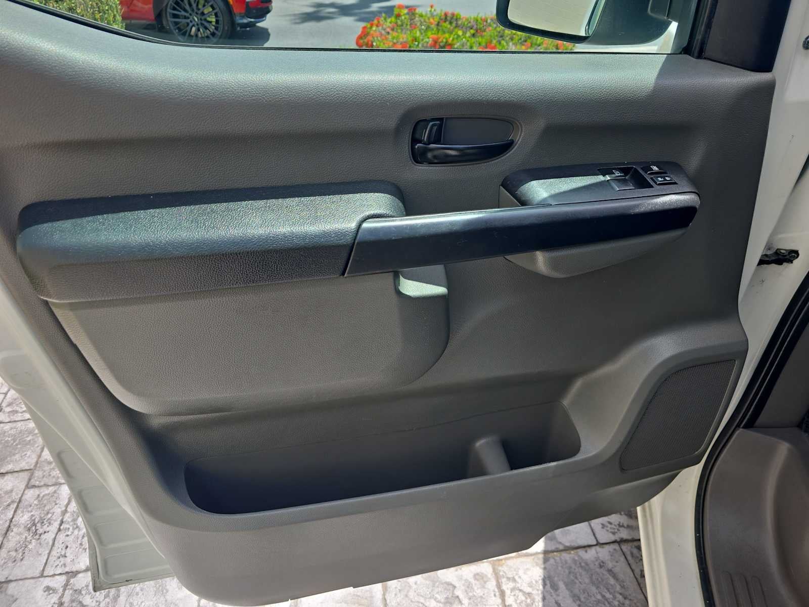 2021 Nissan NV1500 SV