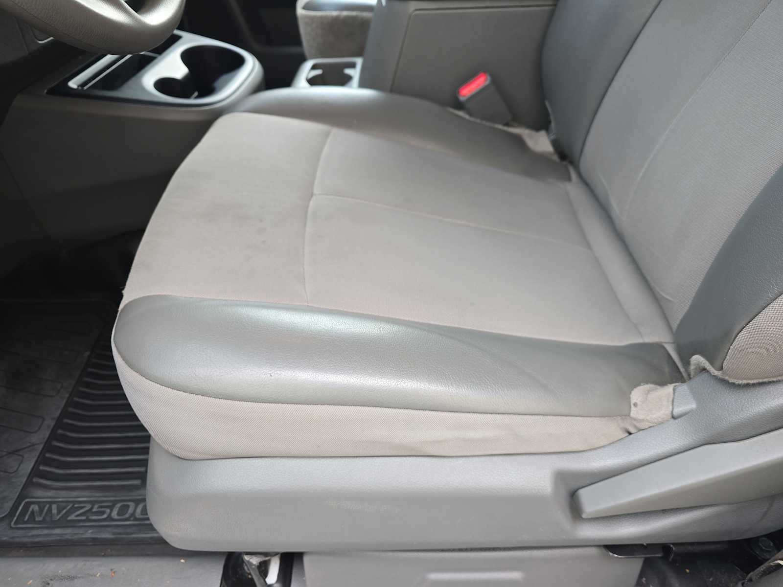 2020 Nissan NV2500HD SV