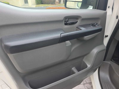 2021 Nissan NV2500HD SV