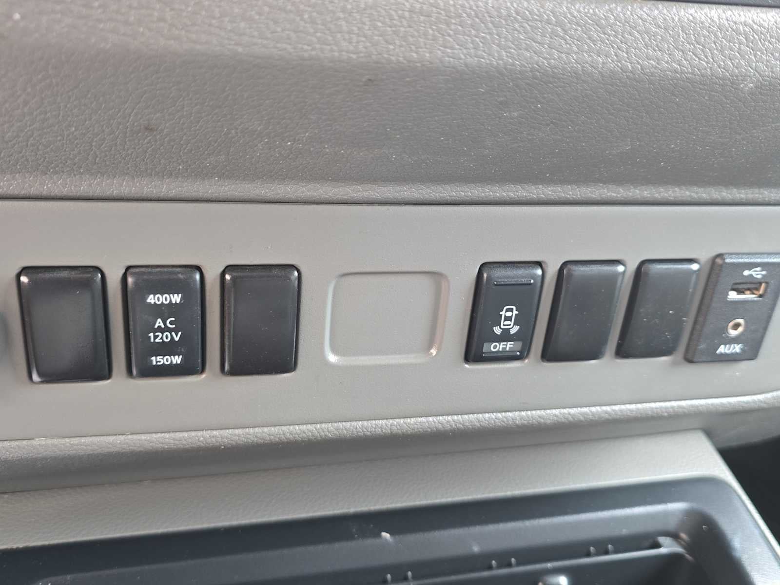 2021 Nissan NV2500HD SV