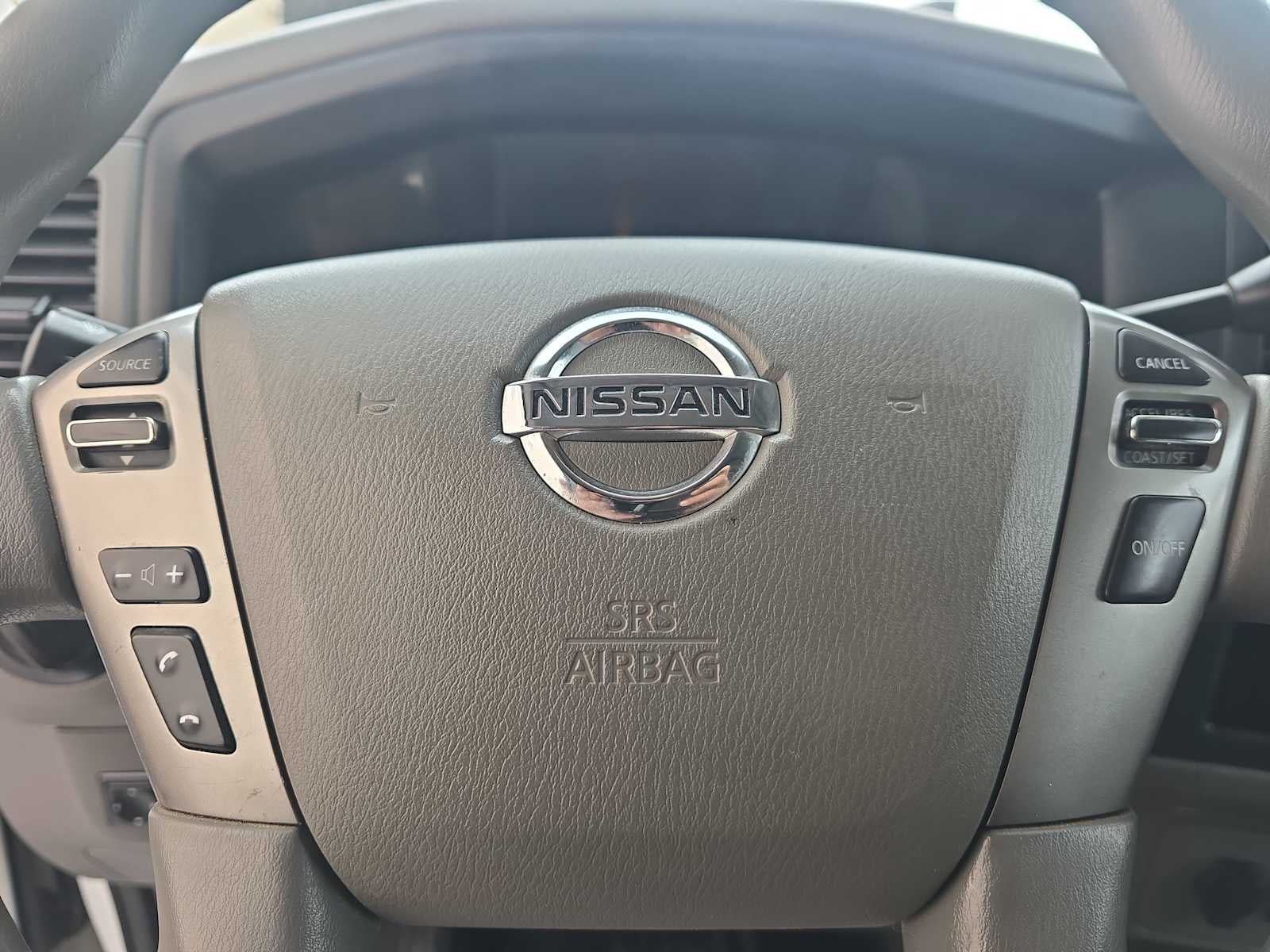 2021 Nissan NV2500HD SV