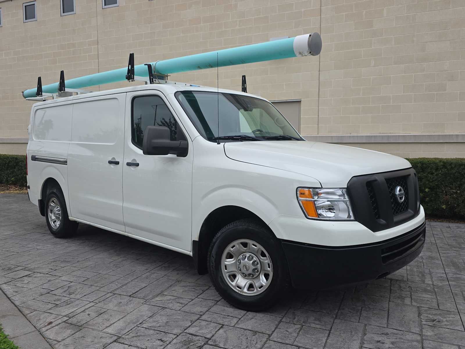 2021 Nissan NV2500HD SV