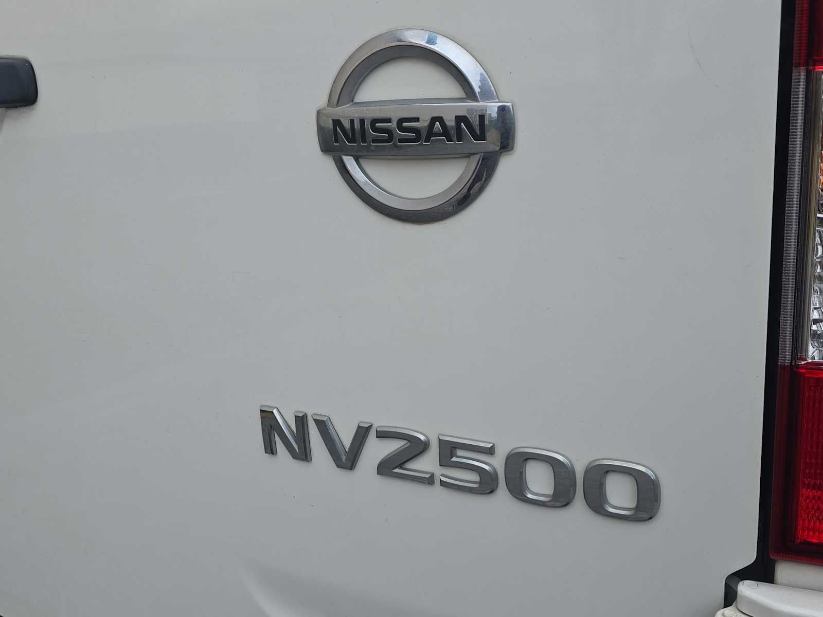 2021 Nissan NV2500HD SV
