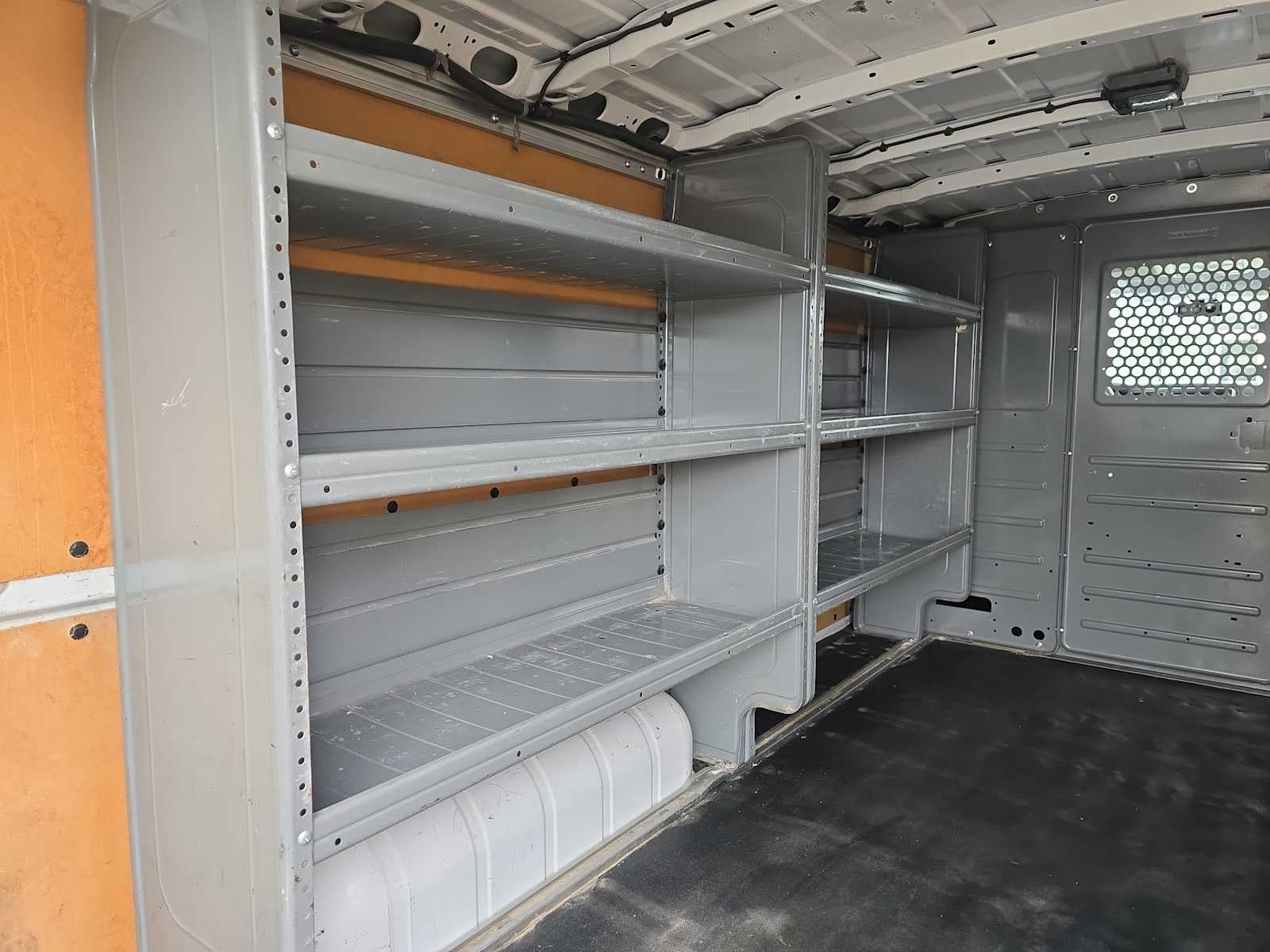 2021 Nissan NV2500HD SV