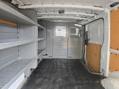 2021 Nissan NV2500HD SV