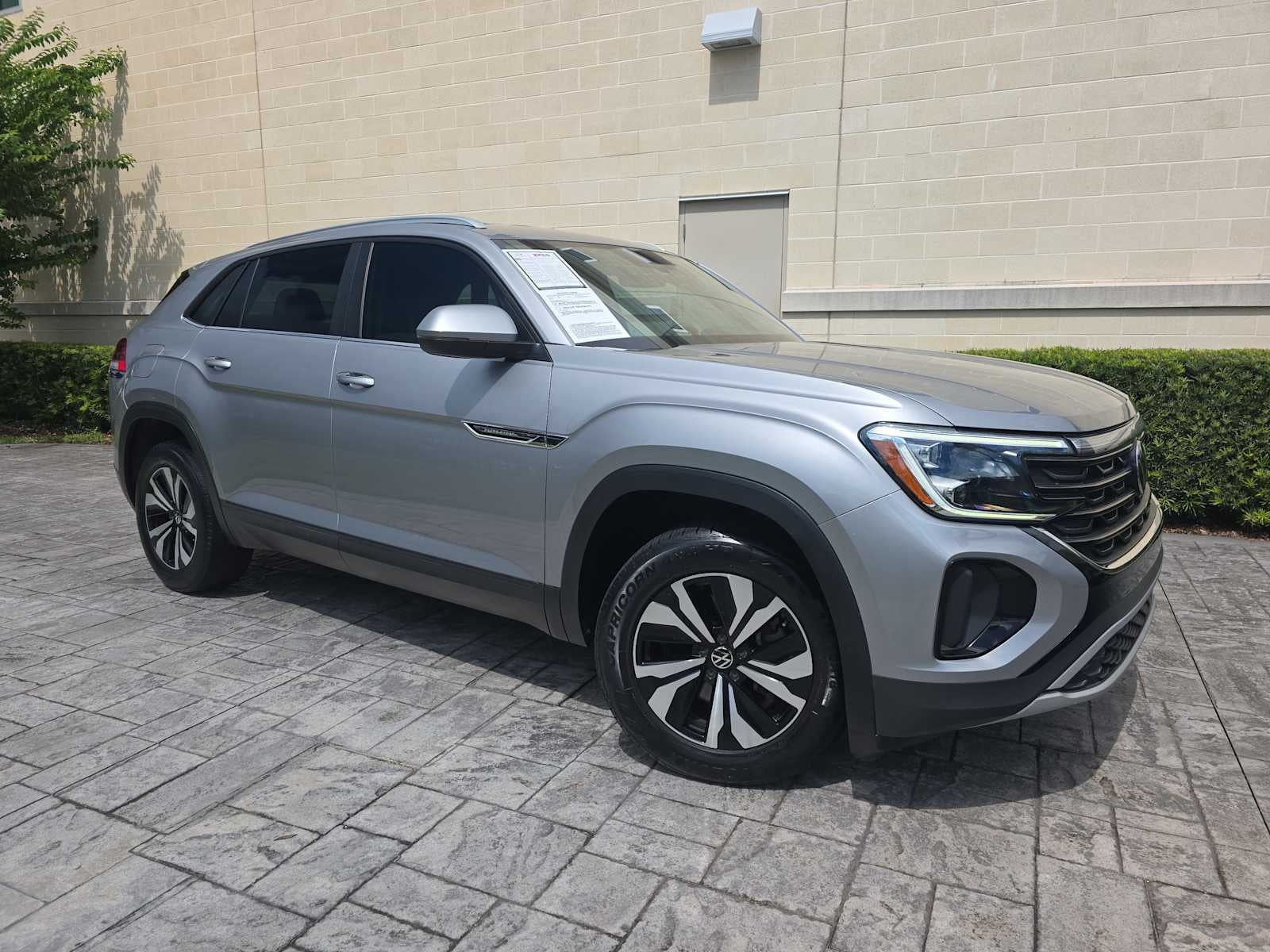 2024 Volkswagen Atlas Cross Sport 2.0T SE