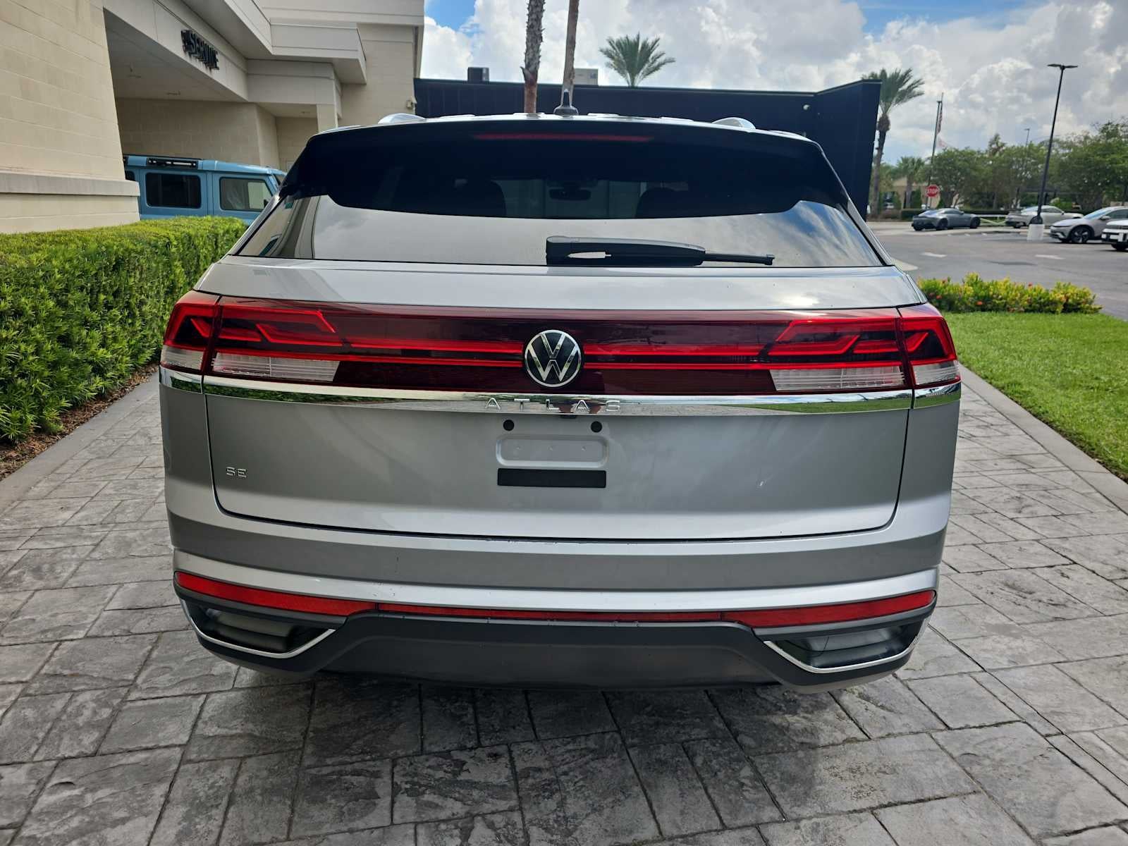 2024 Volkswagen Atlas Cross Sport 2.0T SE