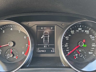 2017 Volkswagen Passat R-Line w/Comfort Pkg