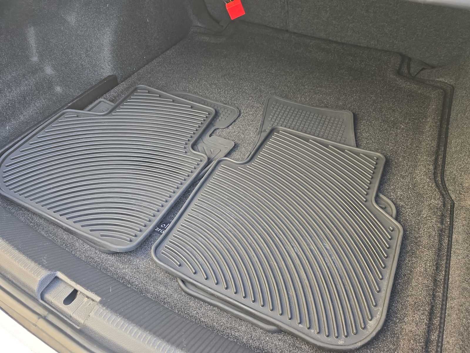 2017 Volkswagen Passat R-Line w/Comfort Pkg