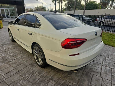 2017 Volkswagen Passat R-Line w/Comfort Pkg